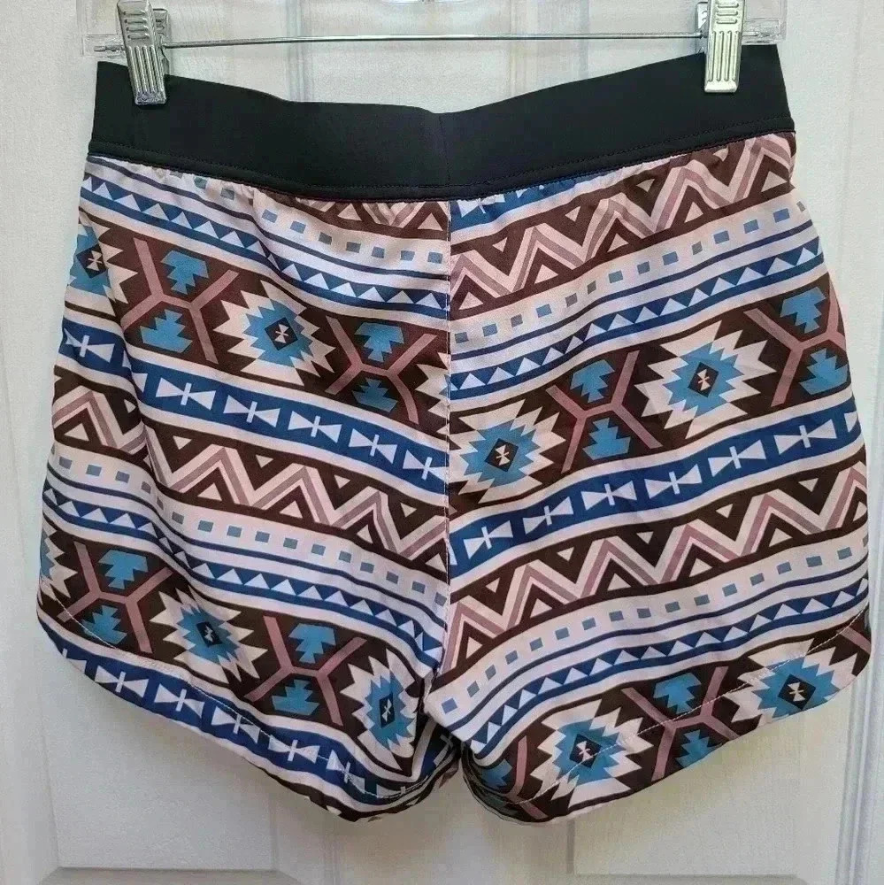 Tachuntfish Women's Athletic Shorts Aztec Print Size Medium - Picture 2 of 3